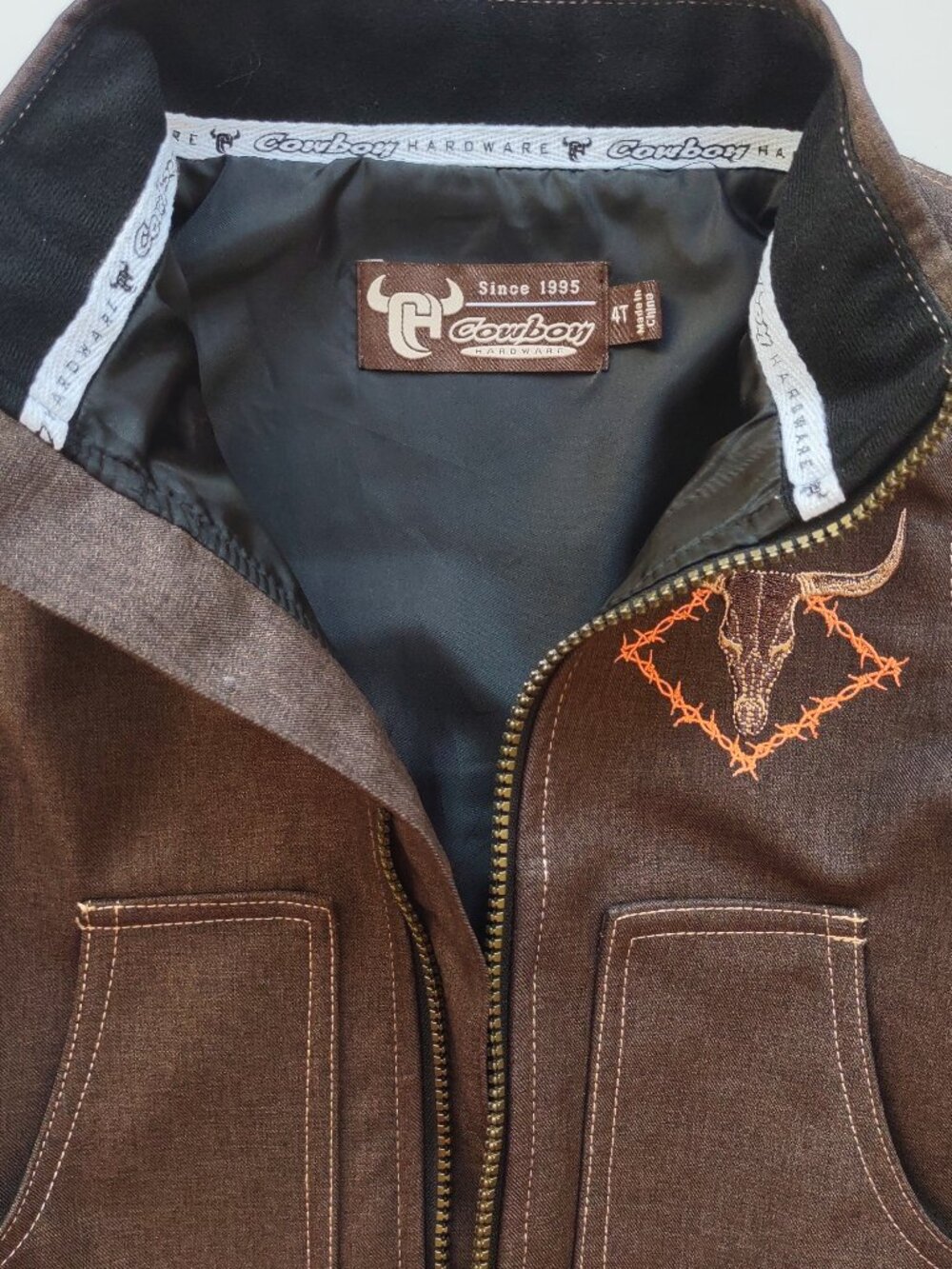 Cowboy Hardware Steer Head Vest Boy Size 4T Chocolate Brown Western Rustic NWOT - Picture 7 of 10